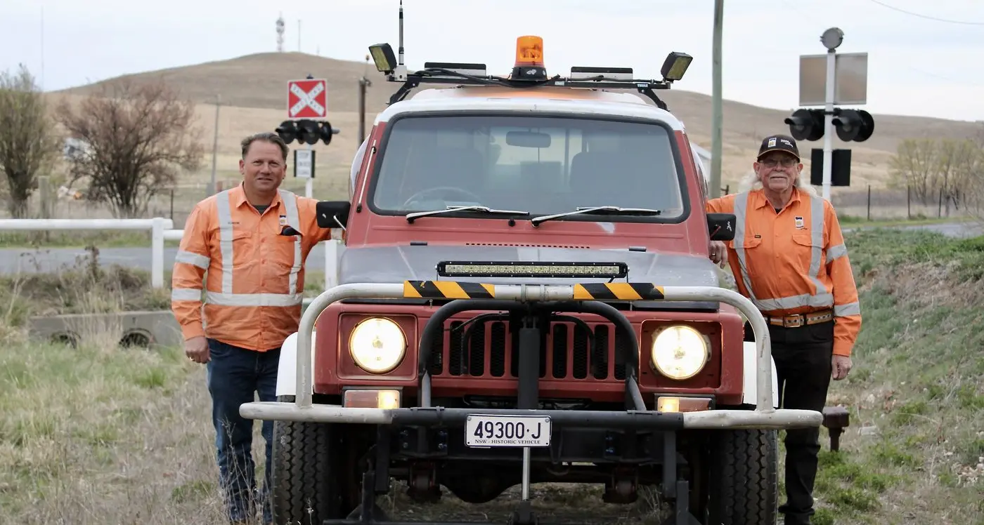 Handy hi-rail back on track, in use by Cooma Monaro Railway