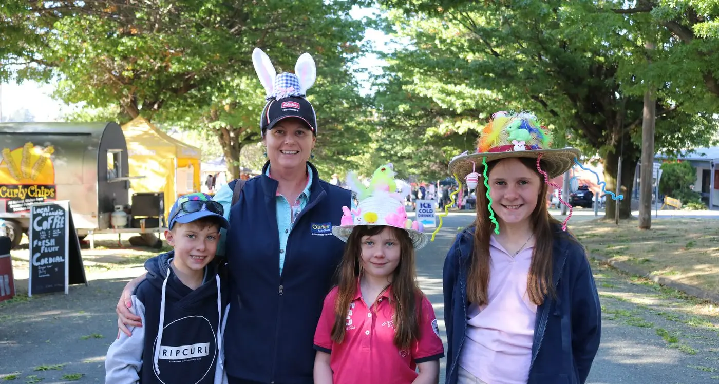 Thousands flock to Adaminaby fair