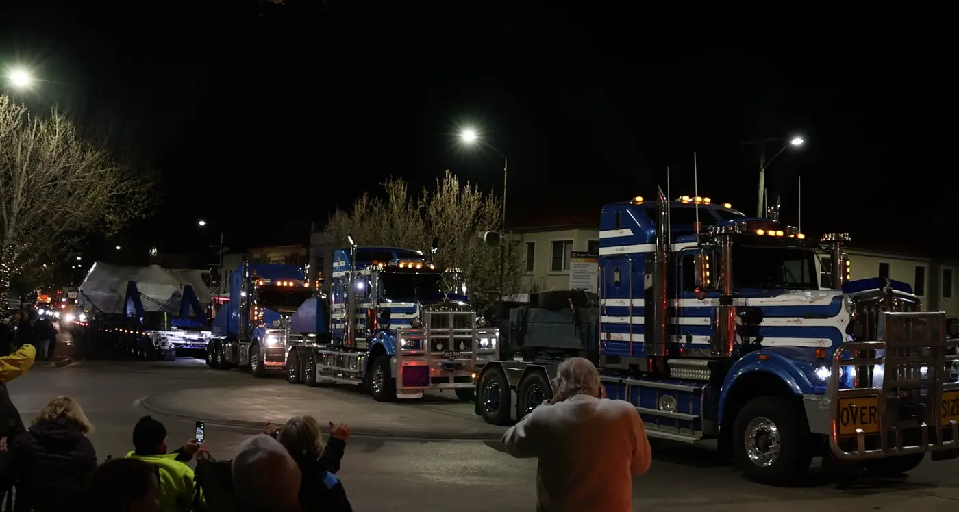 Hundreds watch large Snowy 2.0 load