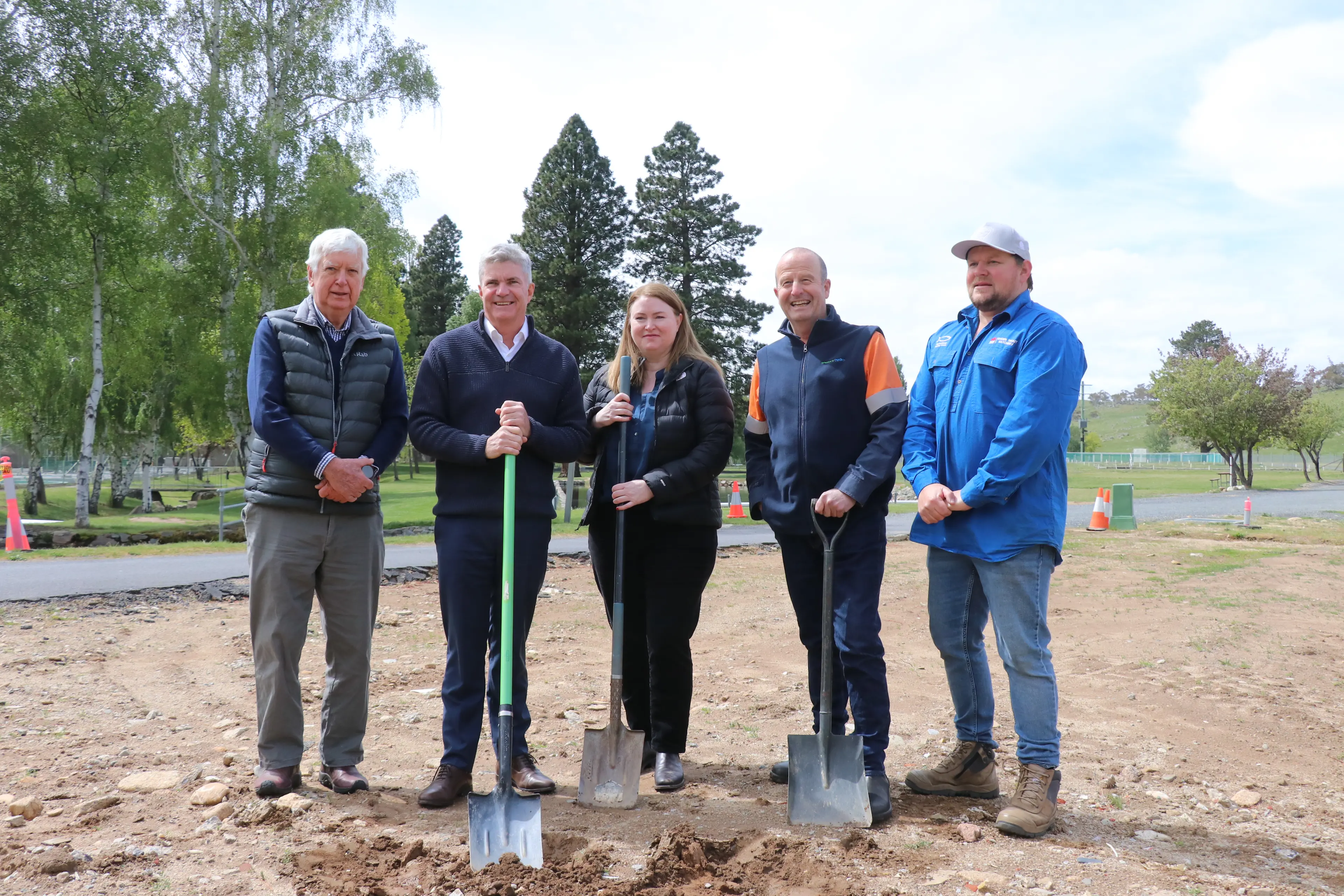 <p>BOOST: Monaro Acclimatisation president, Kerry Pfeiffer (left); Member for Monaro, Steve Whan; Minister for Agriculture and Regional NSW, Tara Moriarty; Snowy Hydro general manager of water, environment and lands, Charlie Litchfield; and Gaden Hatchery manager, Mitch Elkins, welcome the $5 million investment for the hatchery. PHOTO: Nathan Thompson</p>\\n