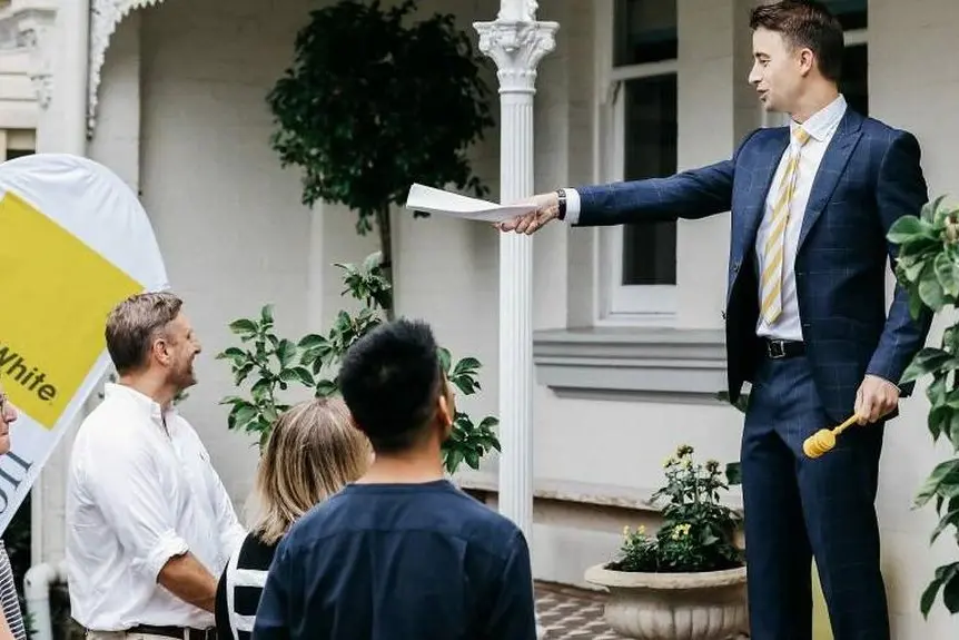 <p>Two in three experts (66 per cent ) expect at least one rate cut within the next 12 months, though most tip it won\\'t arrive until early 2026. Photo Ray White</p>\\n