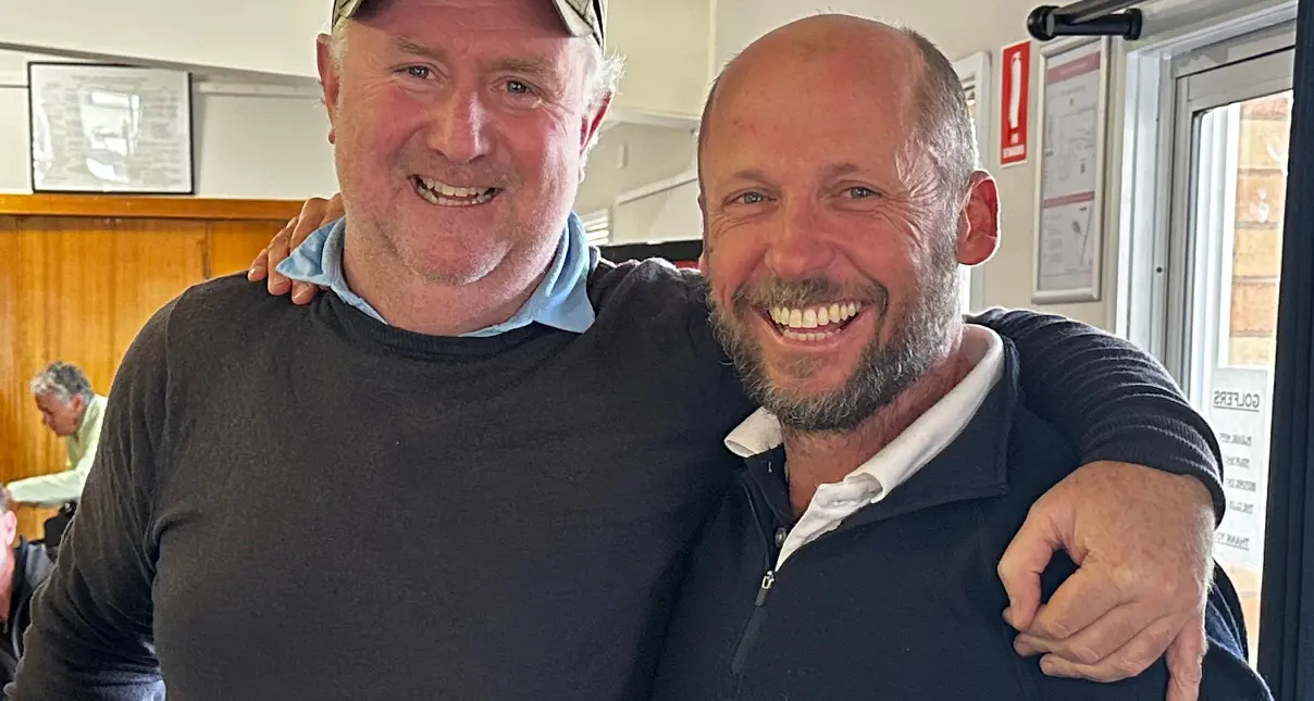 Coolamatong golfers battle brisk weather