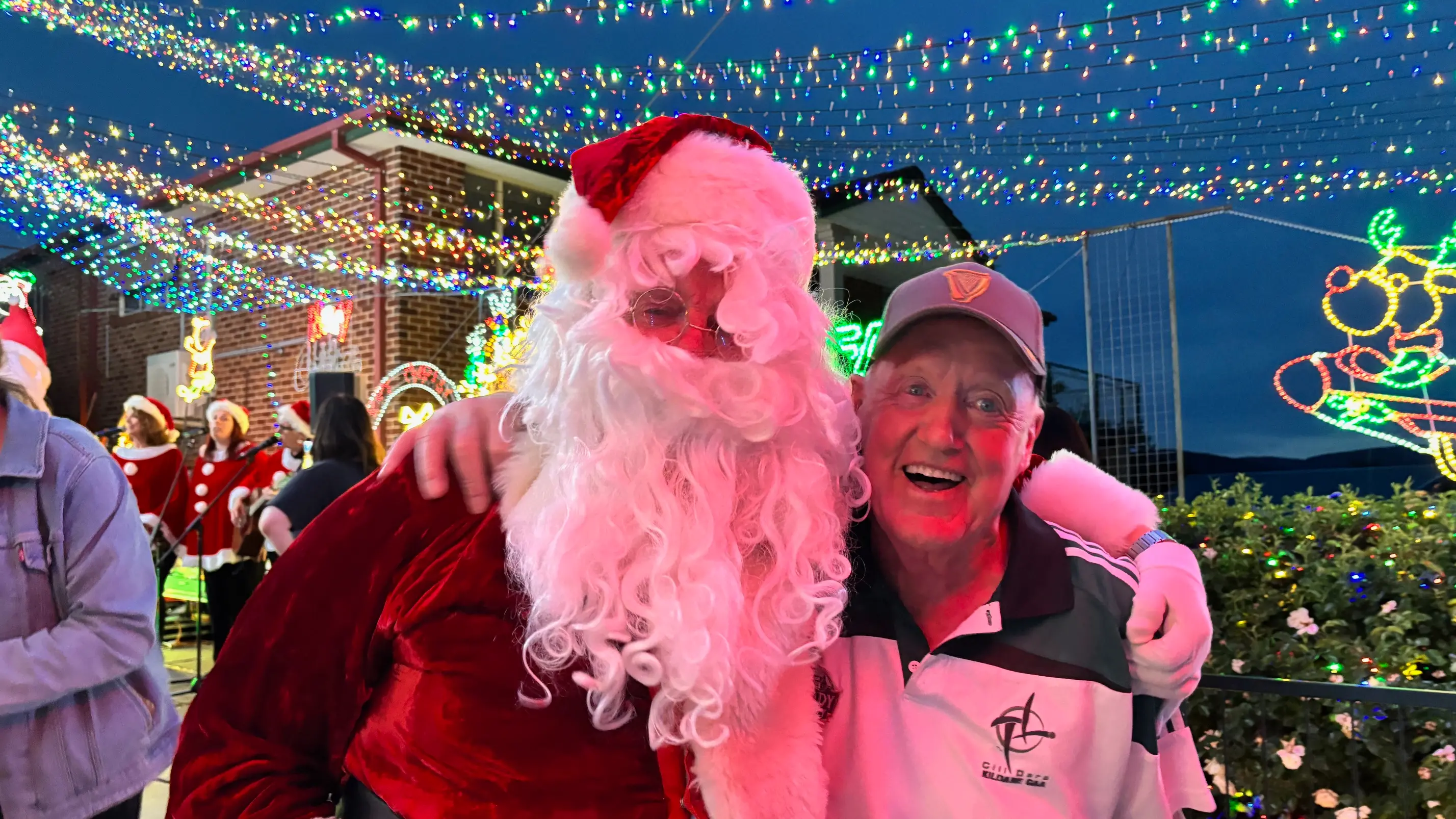 Origin Energy honours Jindabyne's Postman John with solar battery installation