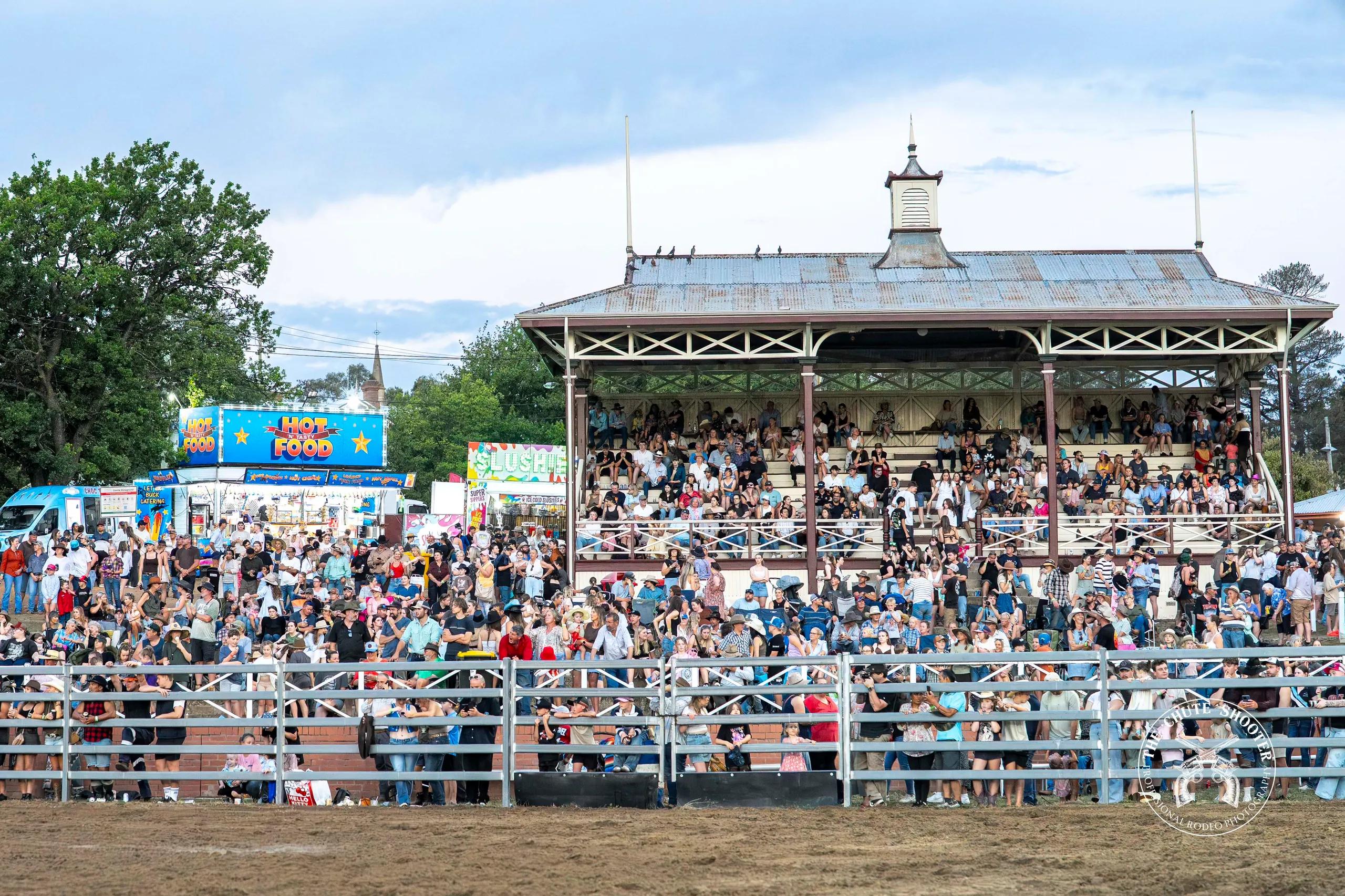 Record Cooma Rodeo crowd