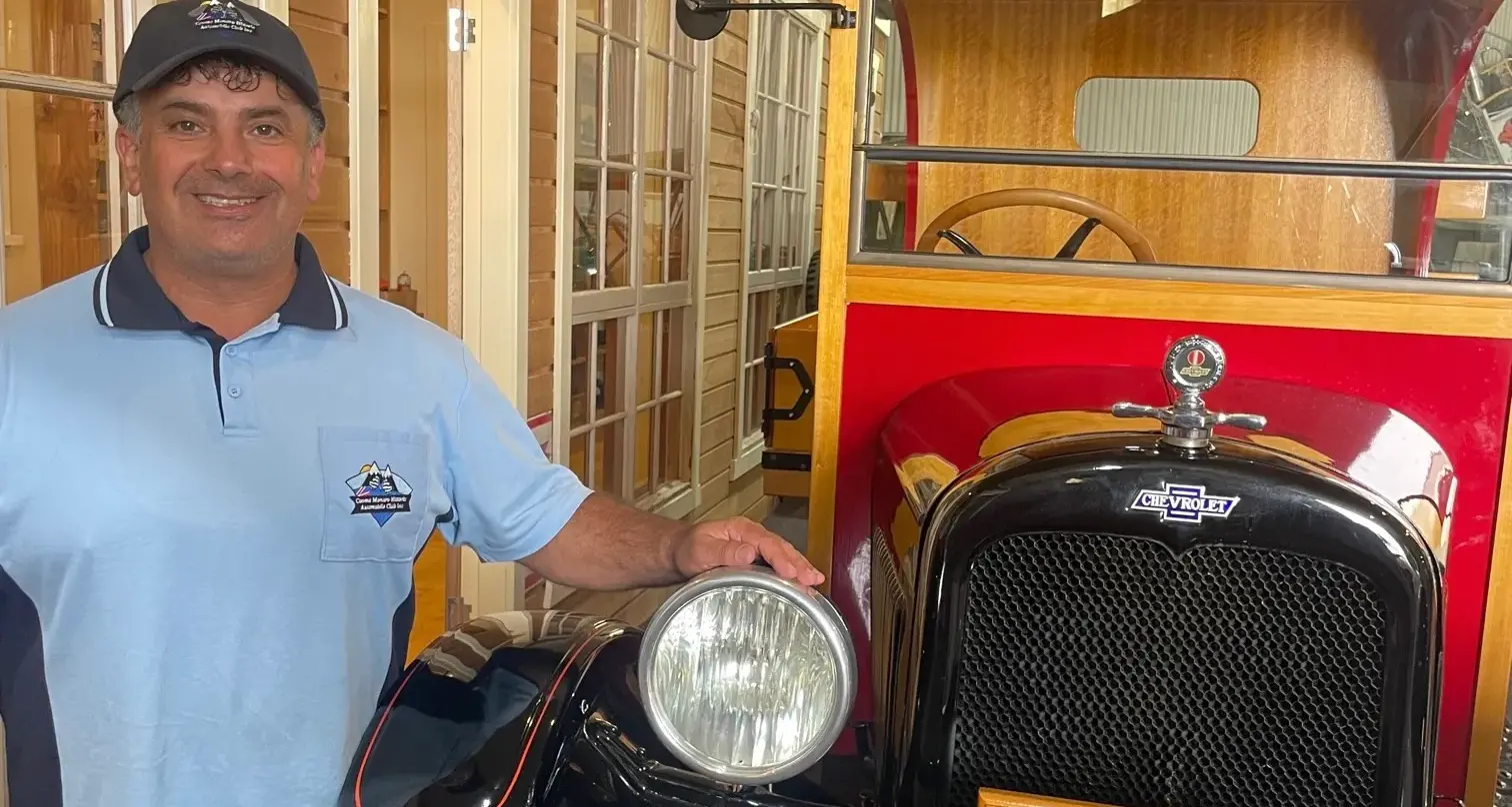 Vintage motorcycle club hosts first national rally in Jindabyne