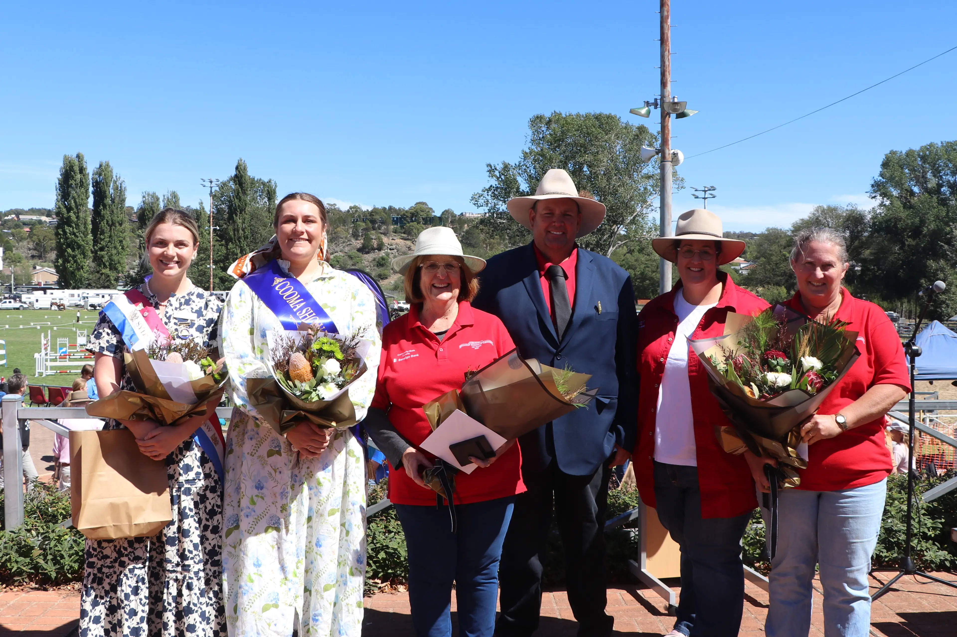 <p>SHOW TIME: NSW Young of Woman of Year, Cassandra Bush; Cooma Show Young Woman of Year, Miranda McGufficke; Cooma Show life member, Leanne Mackay; Cooma Show president, Rob Hain; Cooma Show secretary, Danielle Mackay, and Cooma Show life member, Leone Venables. PHOTO: Trista </p>\\n