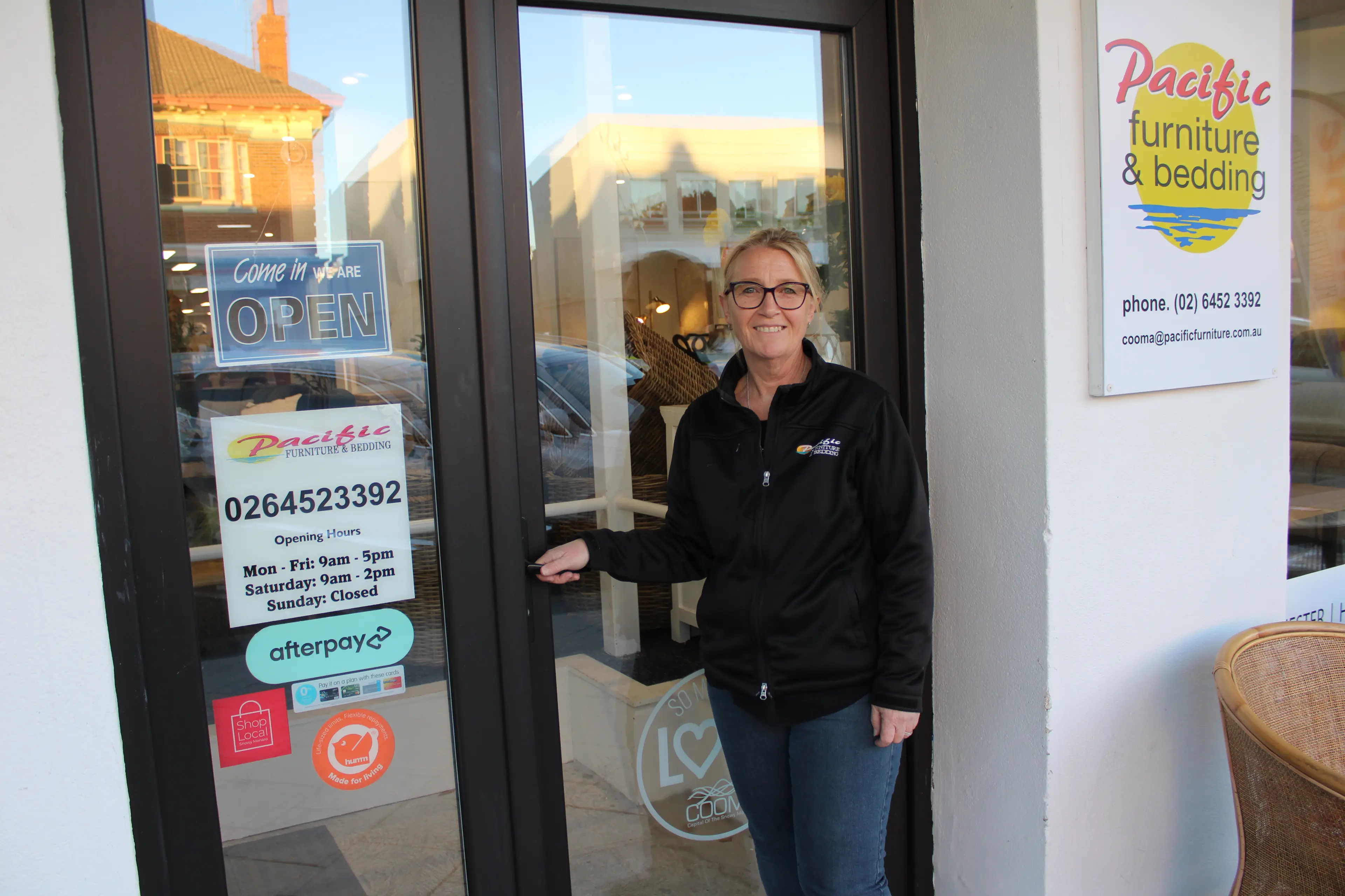 <p>CHANGE: Tracey Alcock closes the doors of the store for the final time as owner of Pacific Furniture, Cooma, as she embarks on a new business venture. PHOTO: Melinda Cairns Hack</p>\\n