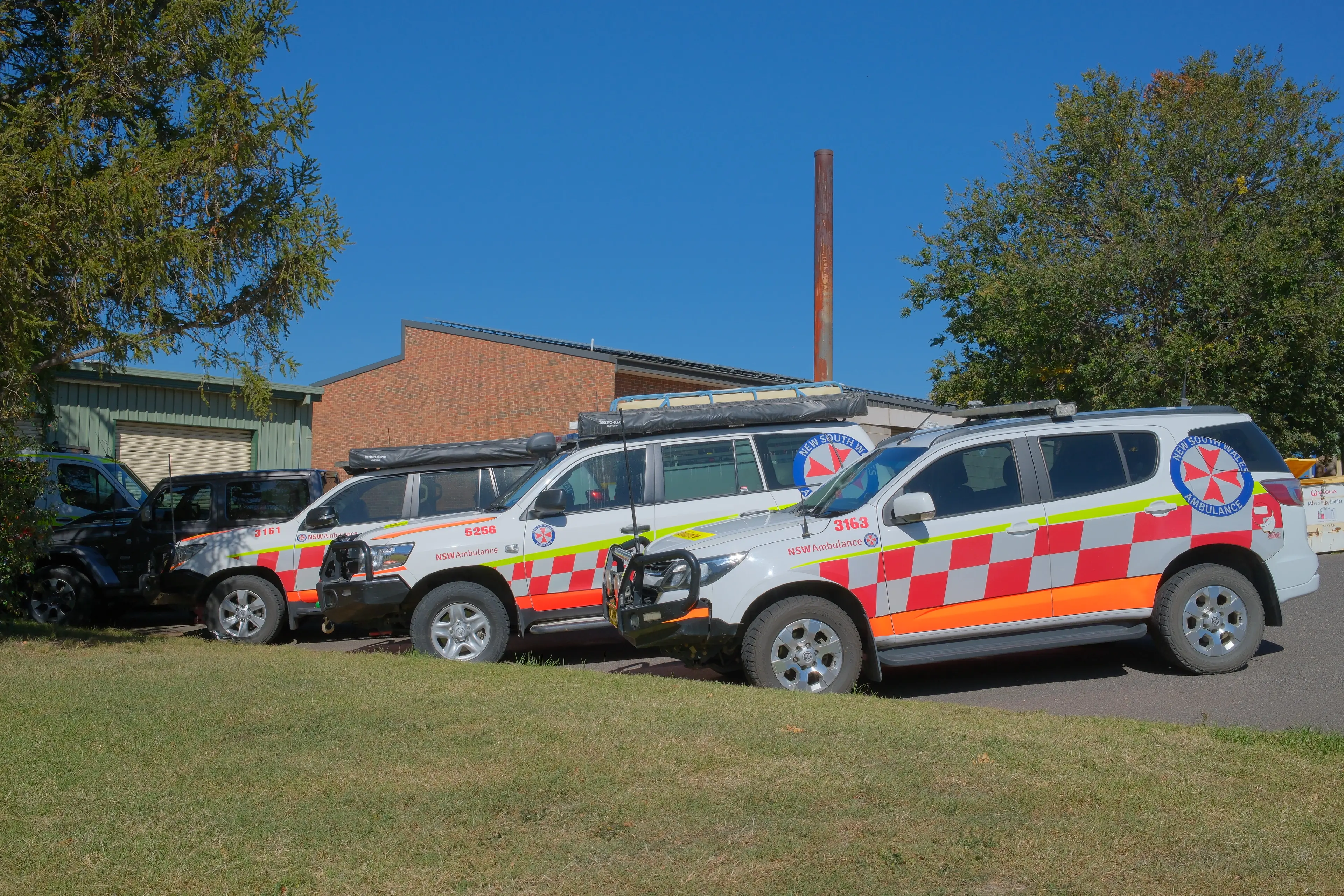 Paramedics sound alarm