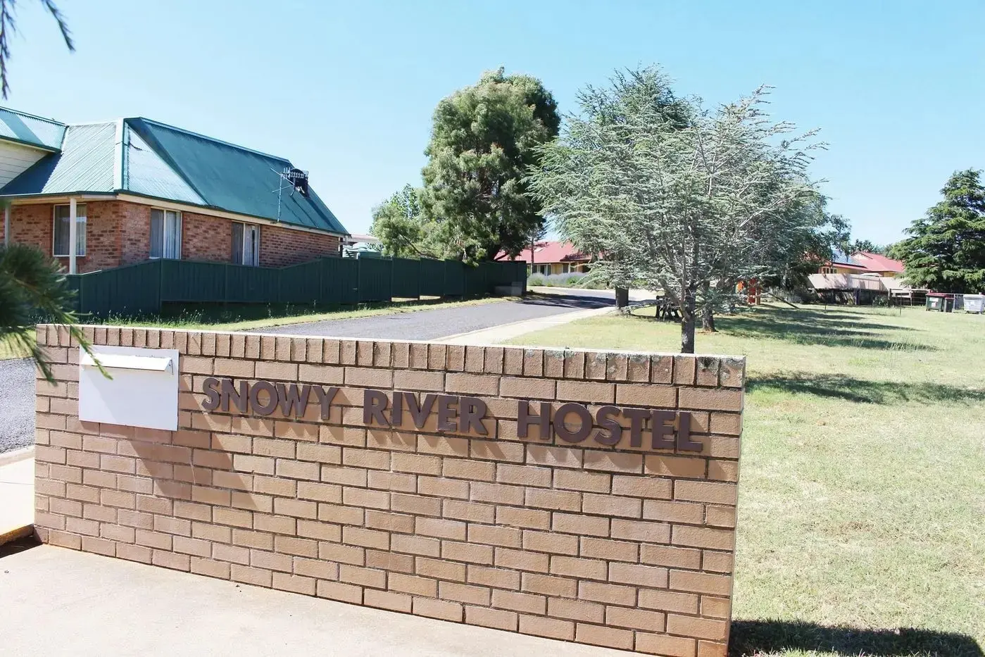 <p>AGED CARE: The Snowy River Hostel in Berridale has sat empty for more than two years. The community is call for a decision on it future. PHOTO: Trista Heath</p>\\n